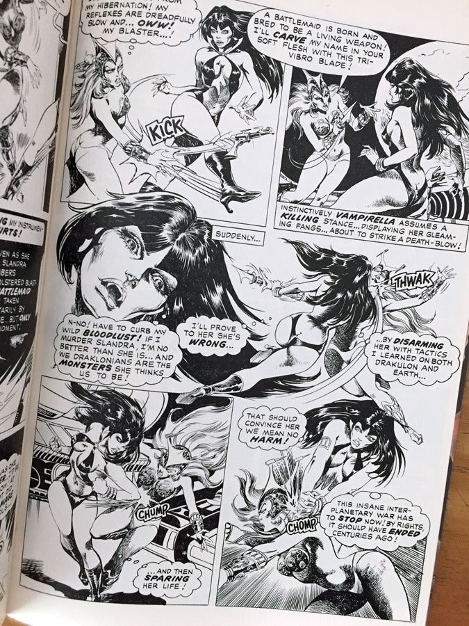 Comic - Vampirella Silver Anniversary Collection 4 Good Girl