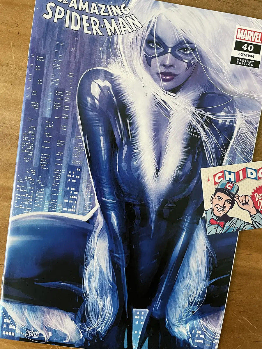 Comic - Amazing Spider-man #40 Black Cat Sexy Szerdy Variant