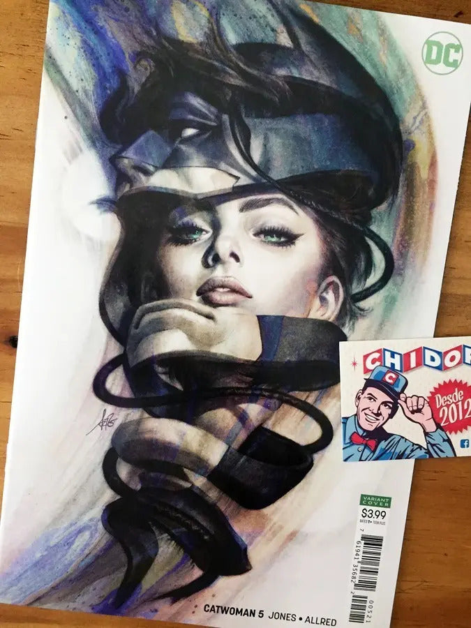 Comic - Catwoman #5 Artgerm Variant