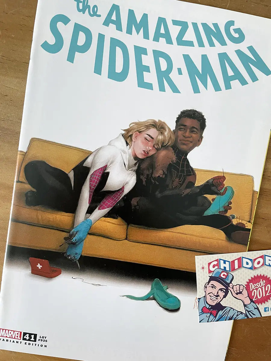 Comic - Amazing Spider-man #41 Miguel Mercado Gwen Miles