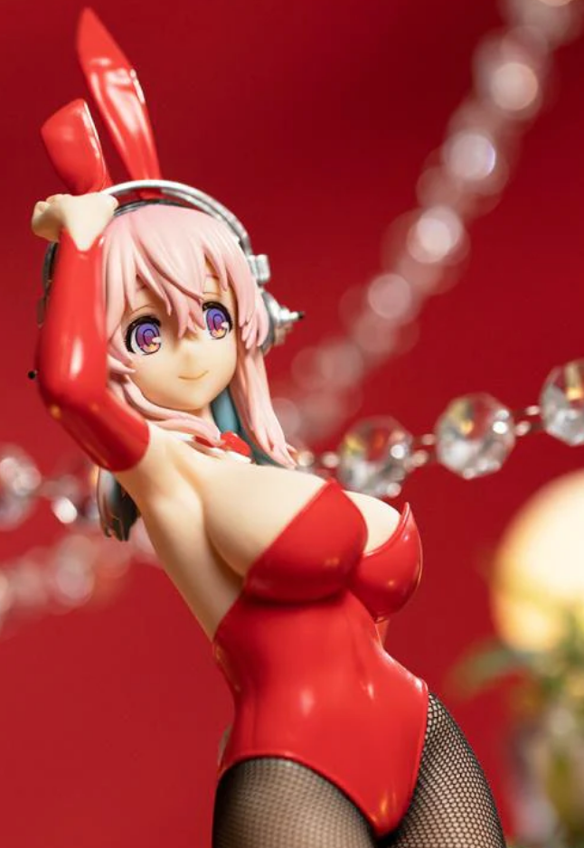 Super Sonico Bicute Bunnies Figure Furyu Red Nueva