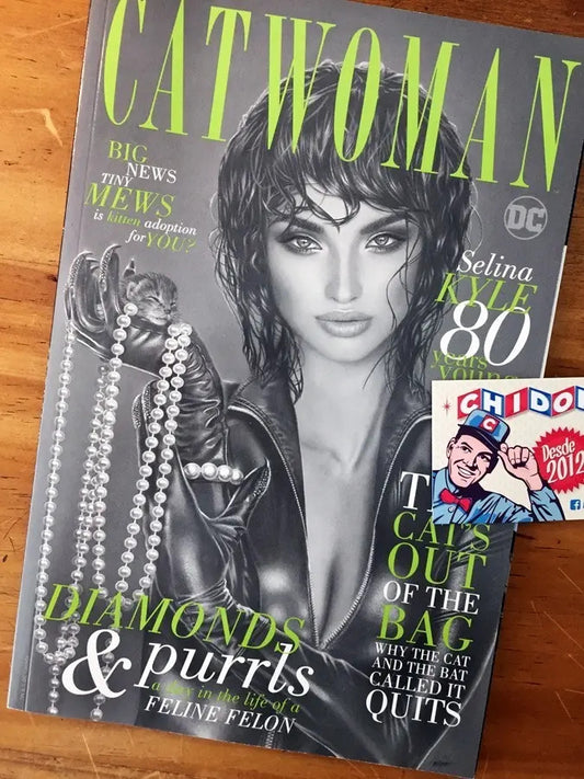 Comic - Catwoman 80th Anniversary Natali Sanders Secrets Var