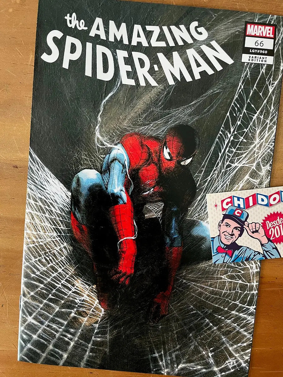 Comic - Amazing Spider-man #66 Gabriel Dell'otto Variant