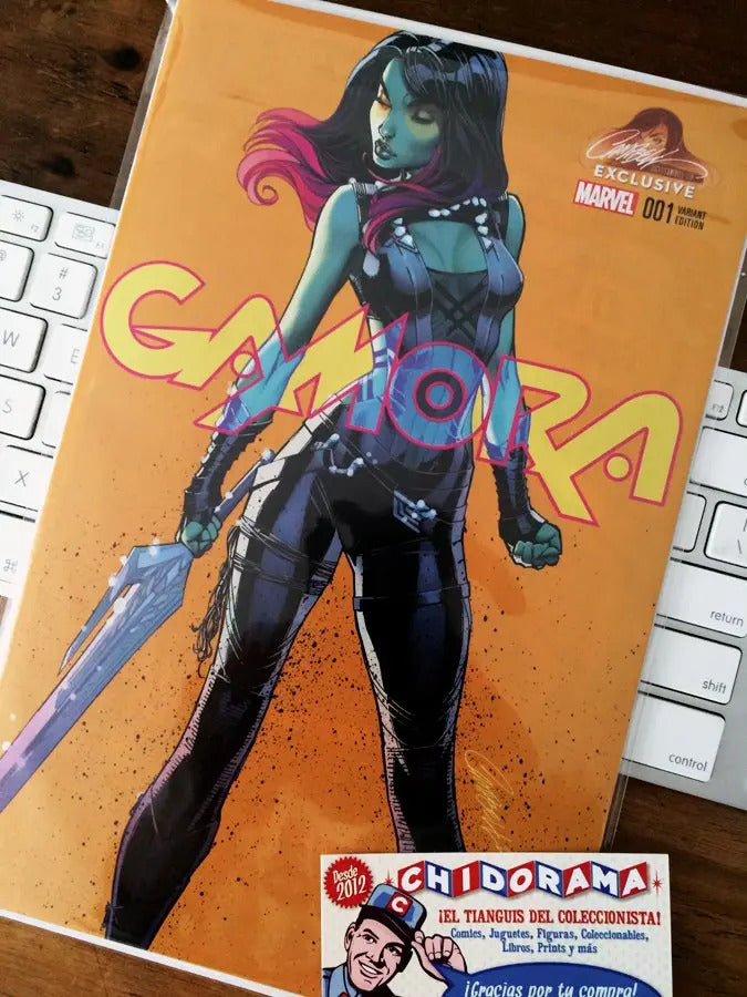 Comic - Gamora #1 Cover B Scott Campbell Variant