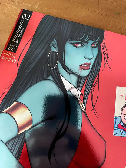 Comic - Vampirella #2 #677 Jenny Frison Foil Variant Sexy