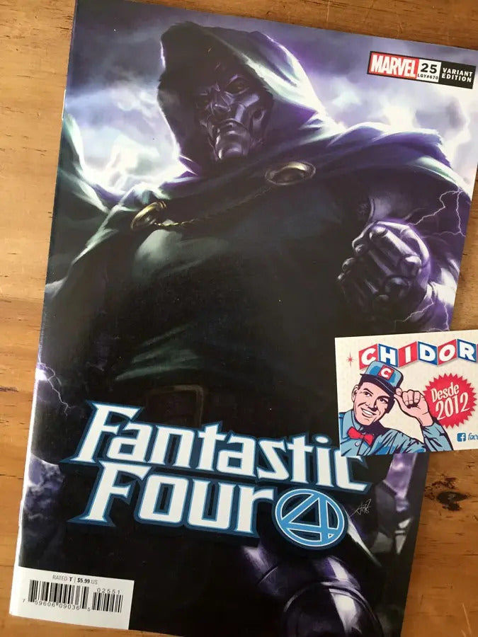 Comic - Fantastic Four #25 Artgerm Stanley Lau Dr. Doom