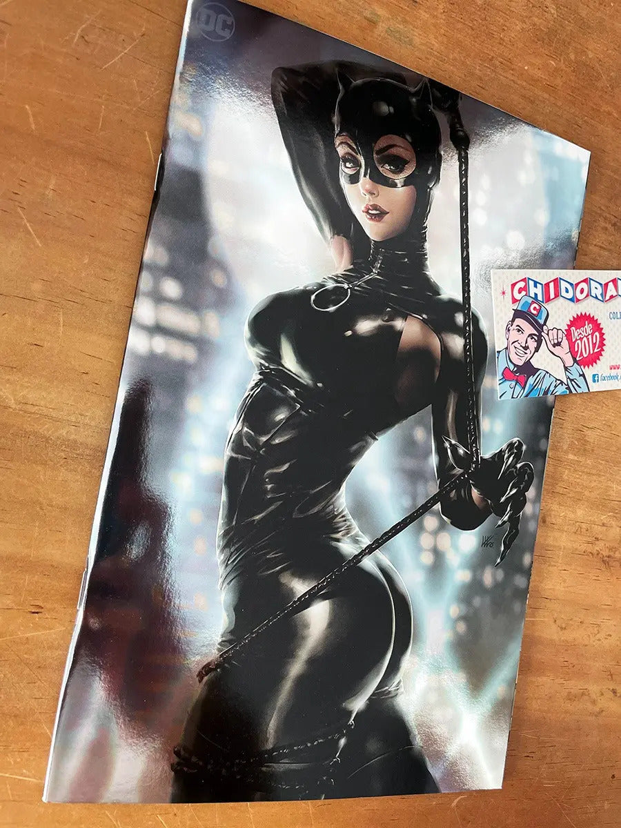 Comic - Batman Catwoman Gotham Scorched Earth 1 Kunkka Foil