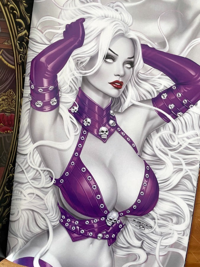 Comic - Lady Death Majestic #1 Naughty Luminous Numerada Coa