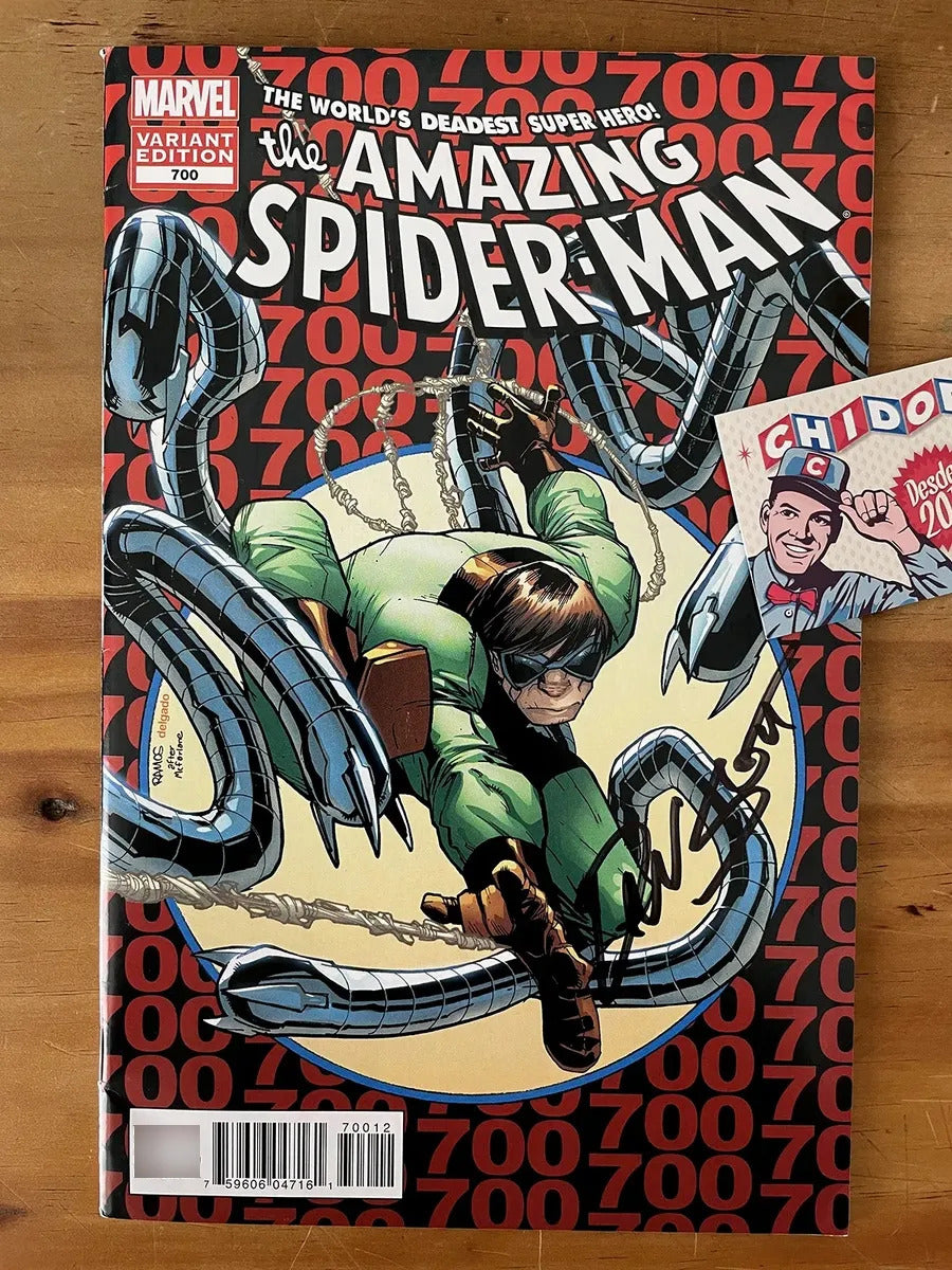 Comic - Amazing Spider-man #700 2nd Print Ramos Firma Slott