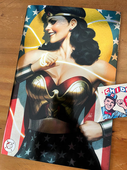 Comic - New History Dc Universe #1 Artgerm Foil Wonder Woman