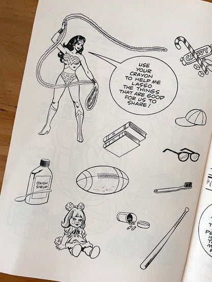 Comic - Super Heroes Goodhealth Book Batman Superman