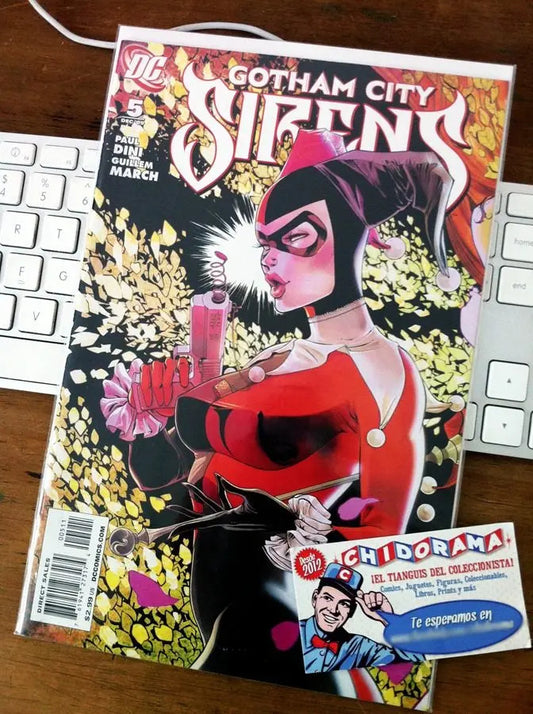 Comic - Gotham Sirens #5 Harley Quinn Poison Catwoman March
