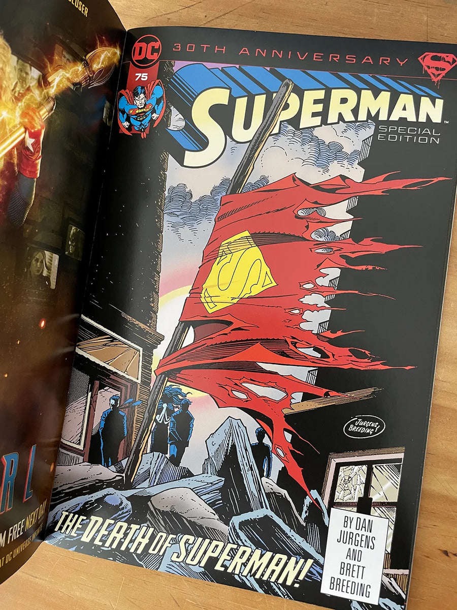 Comic - Superman #75 Death Superman Foil 30th Ann Jurgens