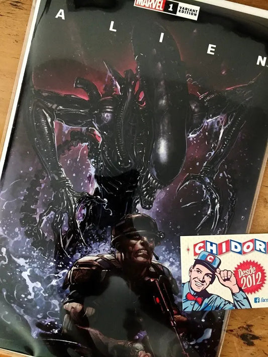 Comic - Alien #1 Clayton Crain Variant Cover Aliens