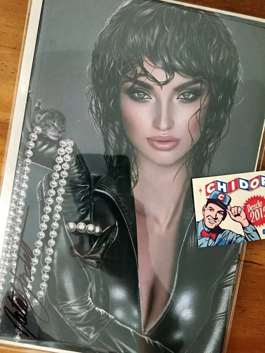 Comic - Catwoman 80th Anniversary Natali Sanders Virgin Coa