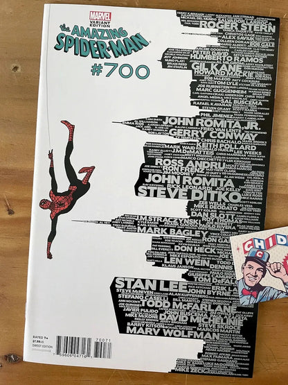 Comic - Amazing Spider-man #700 Nycc Skyline Marcos Martin