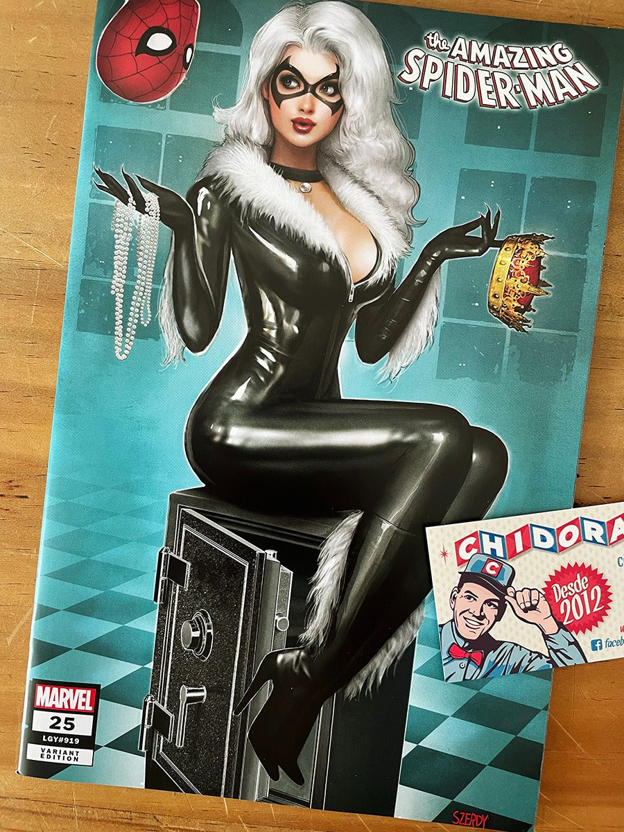 Comic - Amazing Spider-man #25 Szerdy Sexy Black Cat Variant