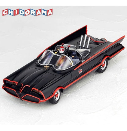 Figura - Batmobile 1966 Batman Batimóvil Adam West Revoltech