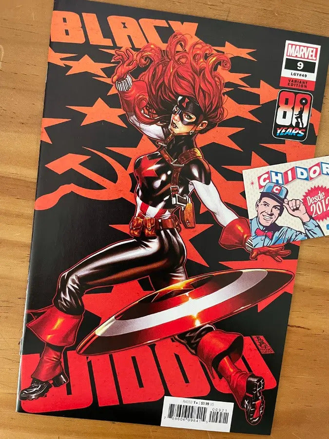 Comic - Black Widow #9 Mark Brooks Captain Variant Sexy