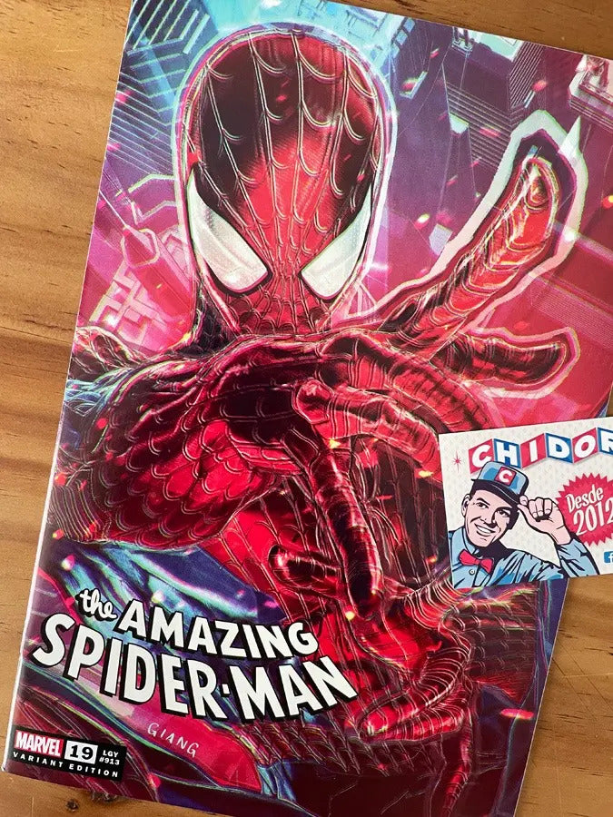 Comic - Amazing Spider-man #19 John Giang Spidey