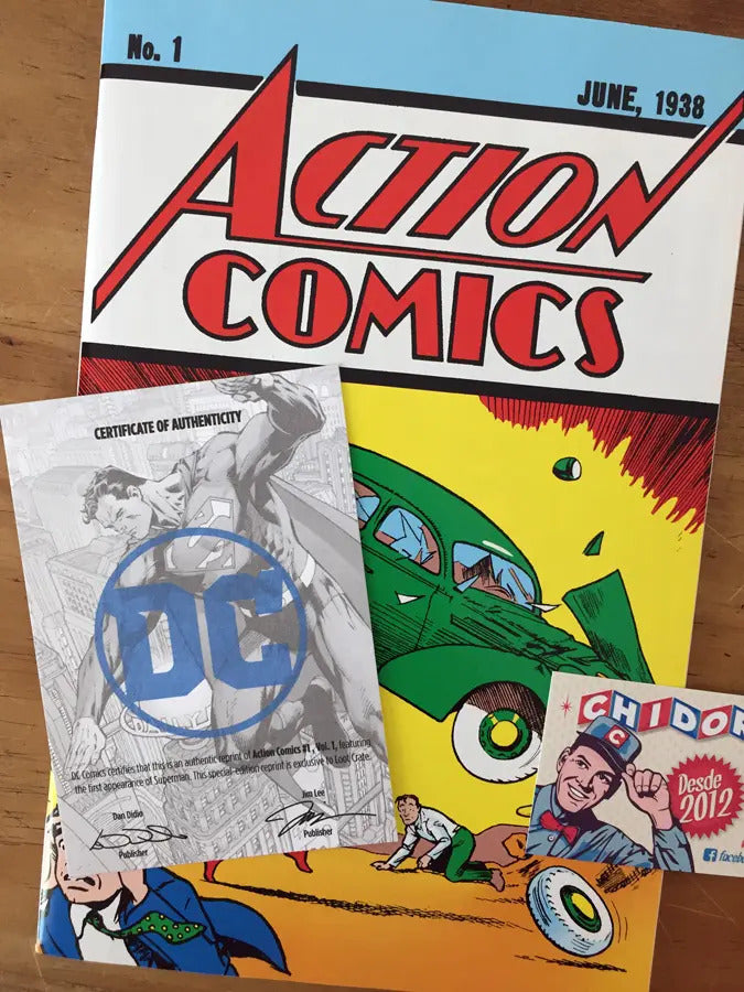 Comic - Action Comics #1 Superman Reprint Loot Coa Nuevo