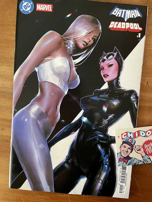 Comic - Batman Deadpool #1 Sozomaika Catwoman Scott Snyder