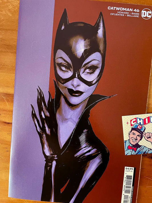 Comic - Catwoman #46 Sozomaika Variant
