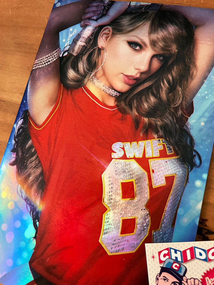 Comic - Taylor Swift #1 Superbowl Chiefs Shikarii Foil Sexy