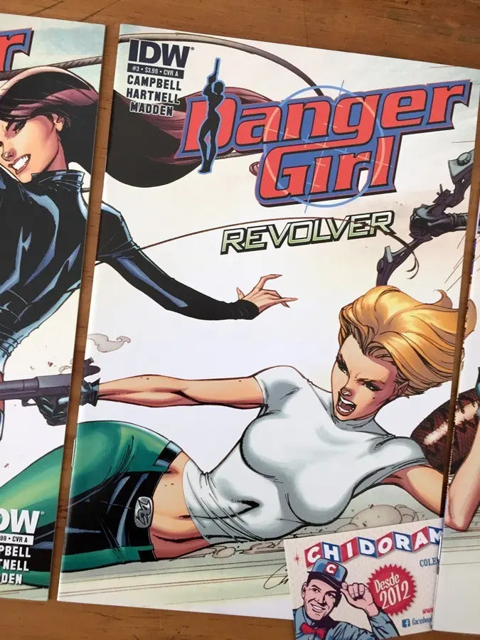 Comic Set - Danger Girl Revolver Scott Campbell Connecting