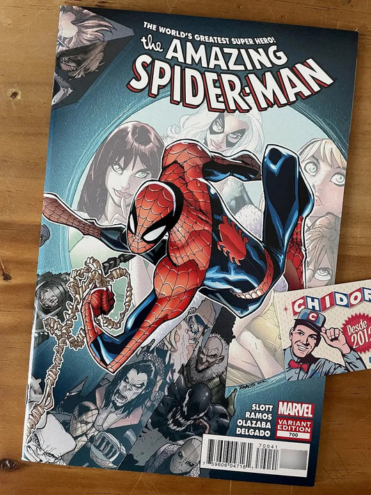 Comic - Amazing Spider-man #700 Humberto Ramos Wraparound