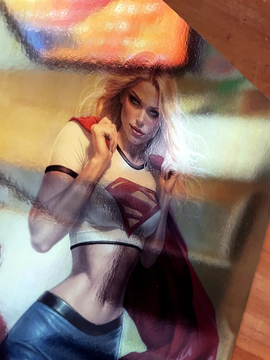 Comic - Supergirl #1 Natali Sanders Gold Foil Variant