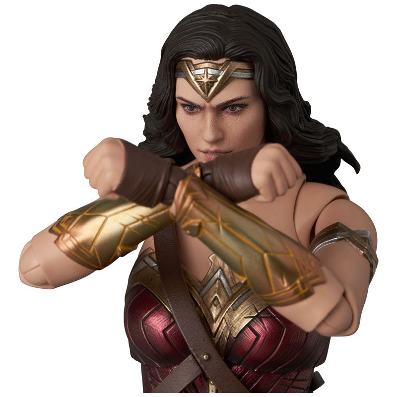 Wonder Woman - Zack Snyder’s Justice League Version - Mafex 296 - Medicom Toy